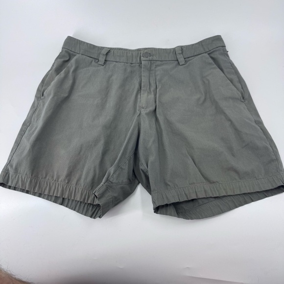 lululemon athletica Greenish/ Tan Flat Front Shorts - Picture 1 of 8